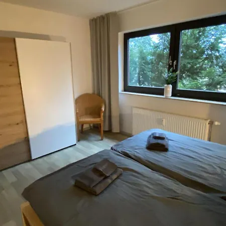 Taunusblick Mit Pool Apartament