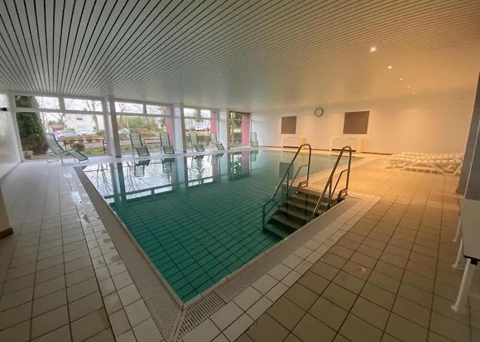 Taunusblick Mit Pool Apartamento Lahnstein