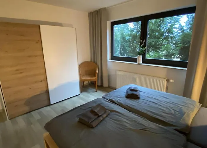 Taunusblick Mit Pool Lägenhet