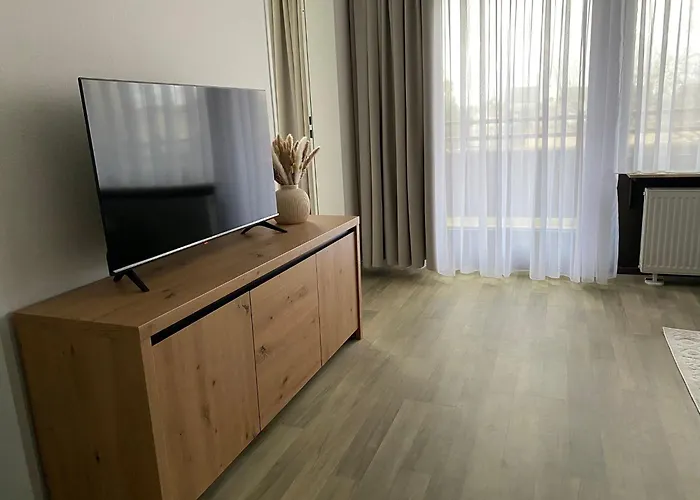 Taunusblick Mit Pool Lahnstein